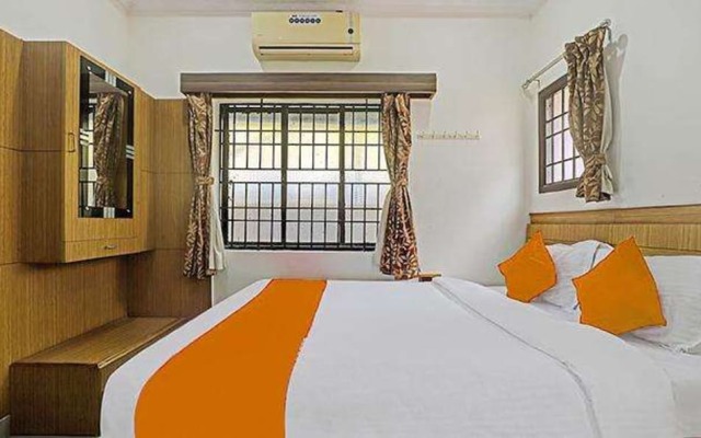 Fabexpress Sakthi Inn