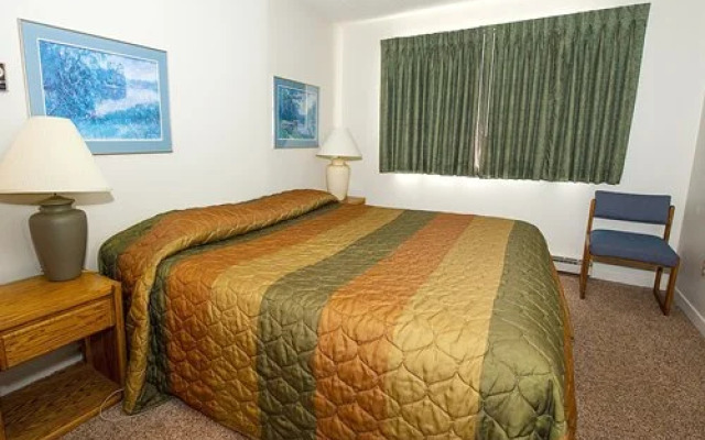 Sapphire Resorts @ Twin Rivers Resort, Winter Park, 80442