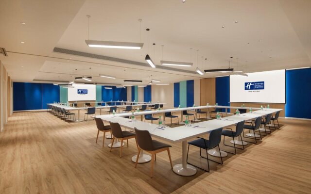 Holiday Inn Express Xiamen Airport Zone by IHG