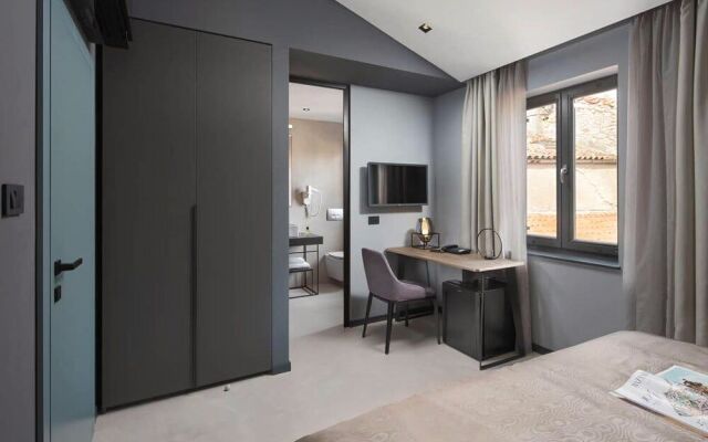 Terra Residence