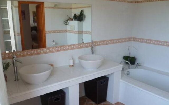 Chambre d'hôtes "La Bastide des Eucalyptus"