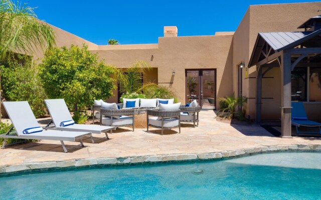 54444her 5 Bedroom Home