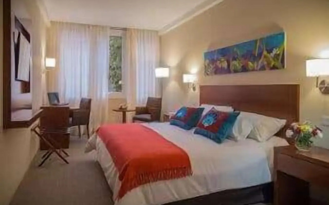 Howard Johnson by Wyndham Yerba Buena