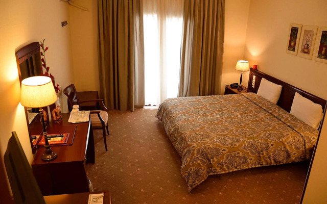 Hotel Nostos