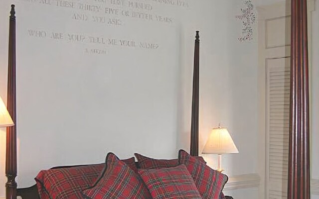 The Red Horse Inn