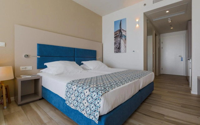 Romana Beach Resort