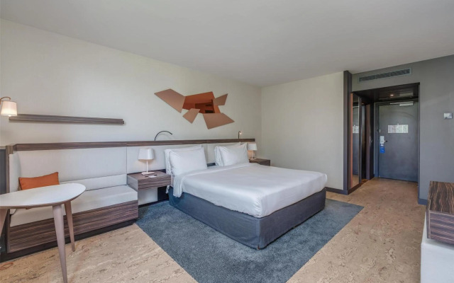 Mercure Paris Arc de Triomphe Etoile
