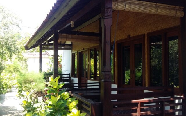 ํYaya Bungalows