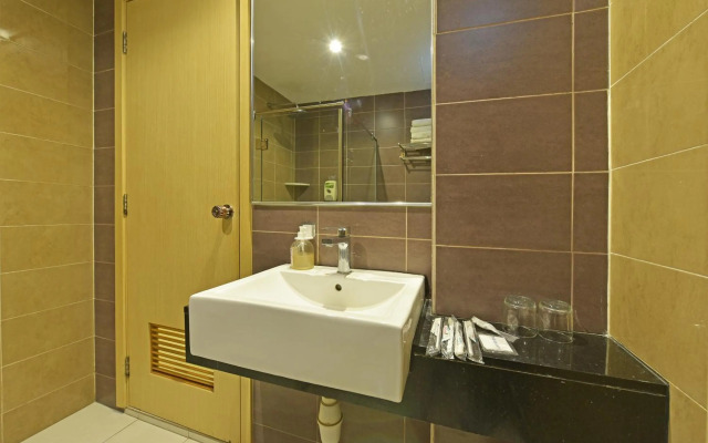 Townhouse Oak Melaka Near Dataran Pahlawan Formerly Ideals Hotel