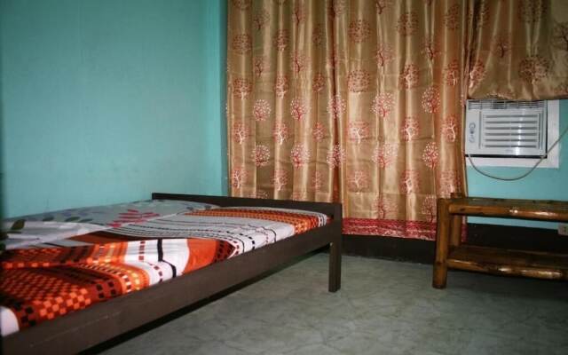 8Th Street Guesthouse Hostel