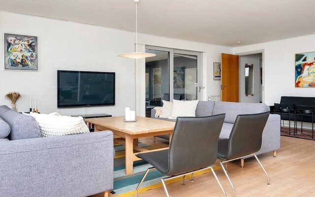 12 Person Holiday Home in Ebeltoft-by Traum