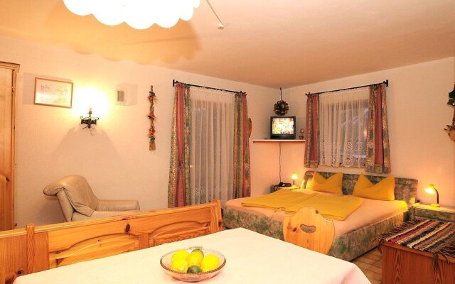 Pension und Camping Alpenwelt