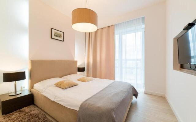 Platinum Towers E-Apartments