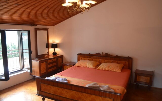 Apartments Peranovic