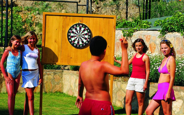 Club Big Blue Suit Hotel