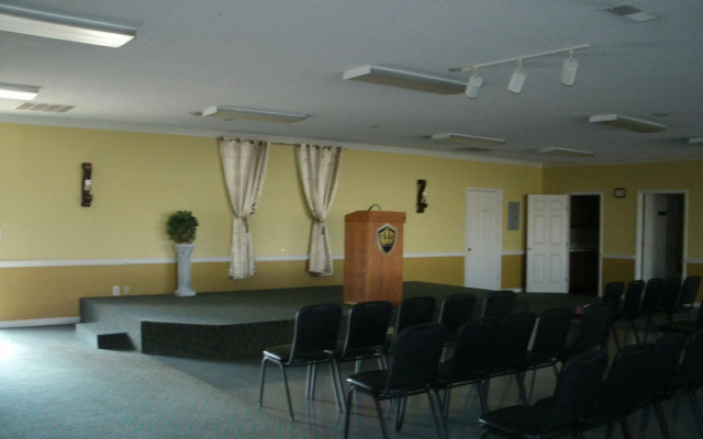 The Admiralty Suites & Inn Memphis Millington