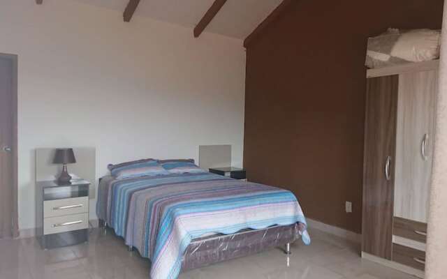 Hostal Villa Rosas