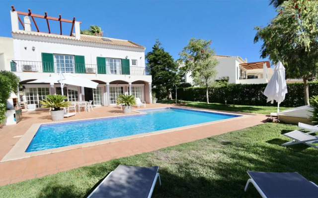 Vila Castro, Cleverdetails CD239