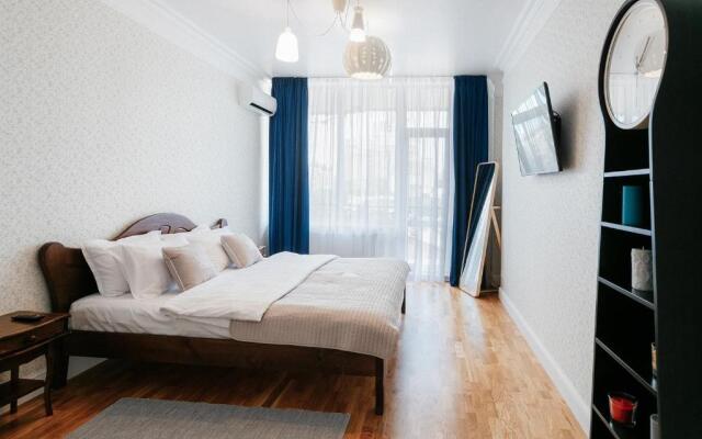 Royal Flowers Apartments