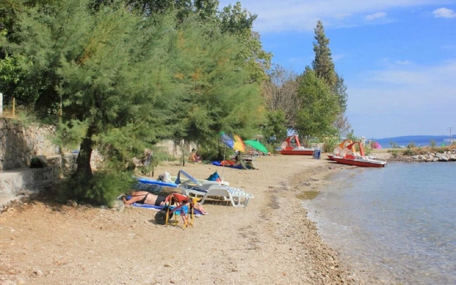 Mir - Close to Beach - SA3