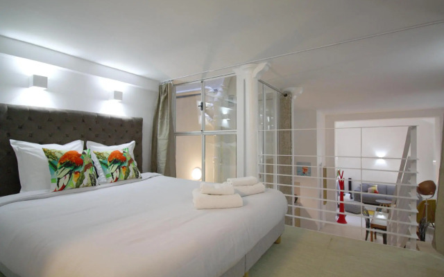 Apartments Paris Centre - At Home Hotel