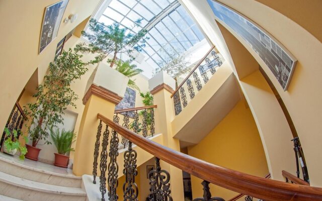 Hotel Labut