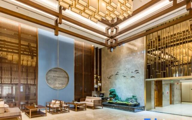 Rezen Dong Hotel (Changchun International Convention and Exhibition Center)