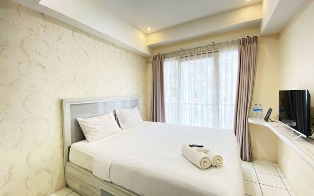 Comfy Studio Room At Grand Asia Afrika Apartment