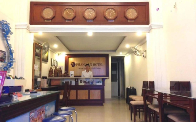 Castella Hotel