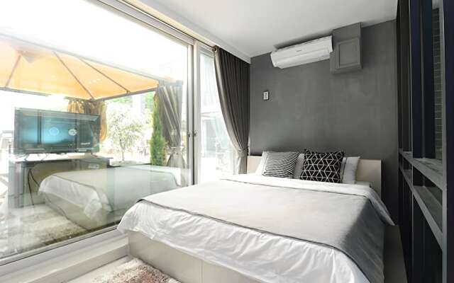 Gapyeong Innocent Deep Pool Villa
