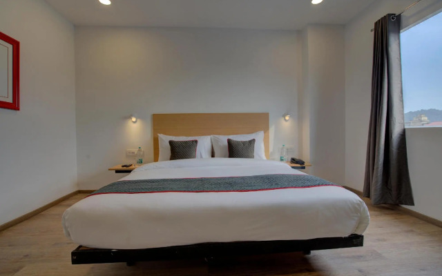 Oyo Townhouse 114 Eureka Grand