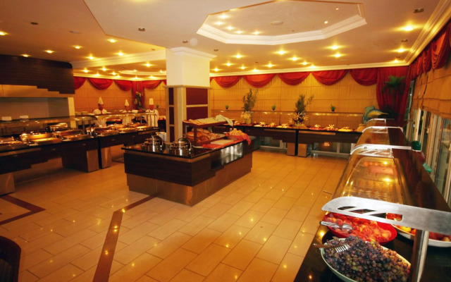 Kleopatra Royal Palm Hotel