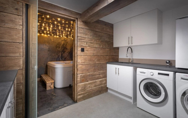 Wharton House Mews Retreat for two