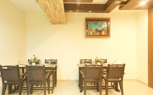Treebo Trip Vaishali by OYO Rooms