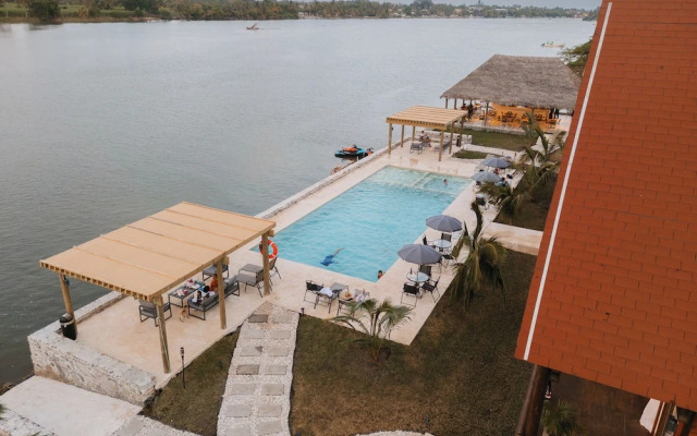 Riverside Hotel Chachalacas