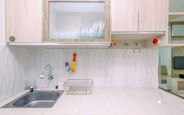Homey And Comfy 2Br Sentul Tower Apartment