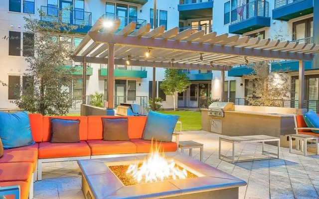 Modern Town Lake Penthouse by Cozysuites