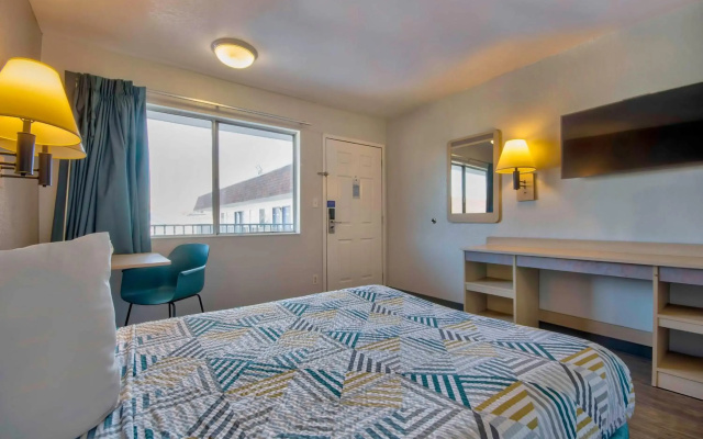 Motel 6 Farmington, NM