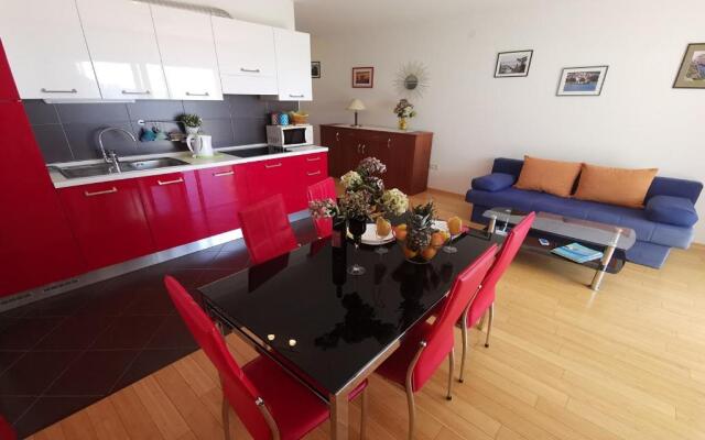Apartment 2 Biba 41