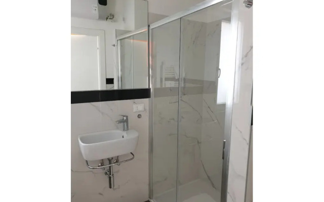 Ariston Apartment