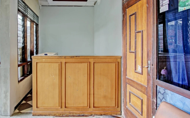 OYO 93660 New Family Hotel Syariah