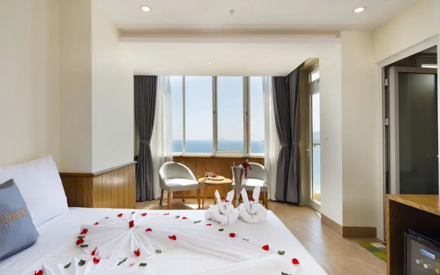 Glory Hotel