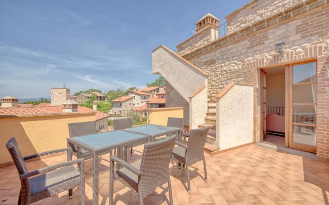 The Tower With Amazing View Shared Pool