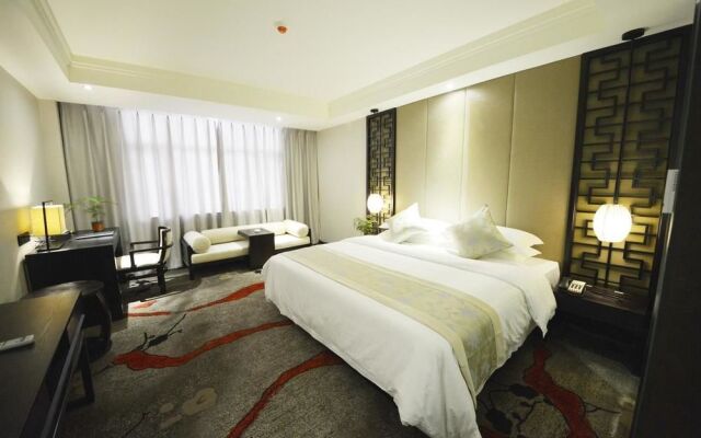 Dongfang Xuanyi Holiday Hotel