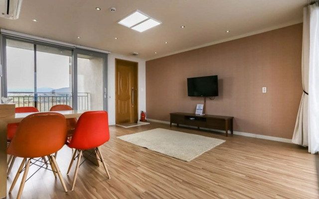 Pension Jeju Picnic Story