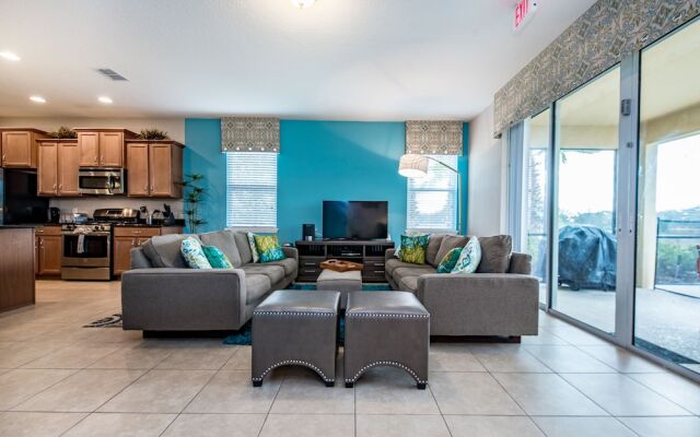 Pool Home, 11 mi to Disney! Free Water Park