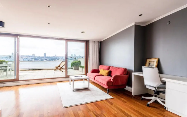 Duplex Flat w Panoramic Bosphorus View and Terrace