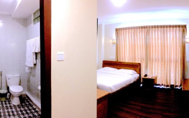 Inle Strand Hotel