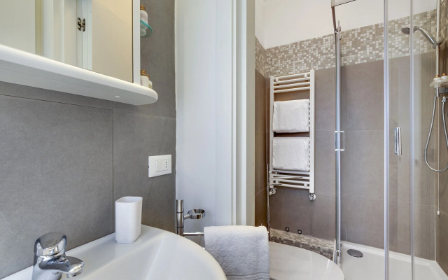 Rialto Botteri Apartments