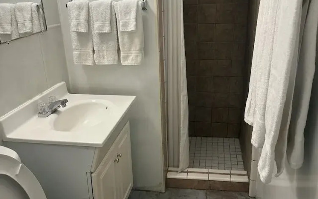 Grand Central Motel